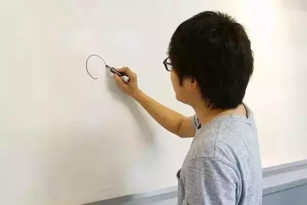 什么？将电锯改造成按摩器？