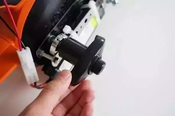 什么？将电锯改造成按摩器？