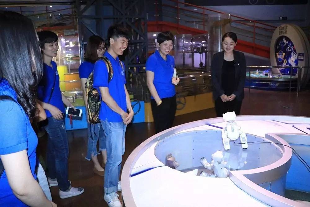创客行创客大侠集体翘班，竟然是为了去这里?!