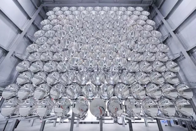 德国科学家点亮世界最大的人造太阳
